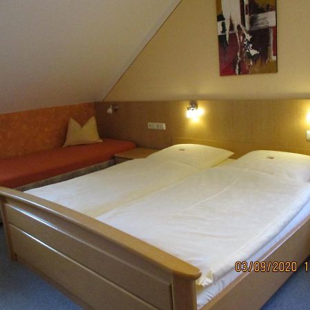 Pension "Zum Schwan" Muhr am See Exterior photo