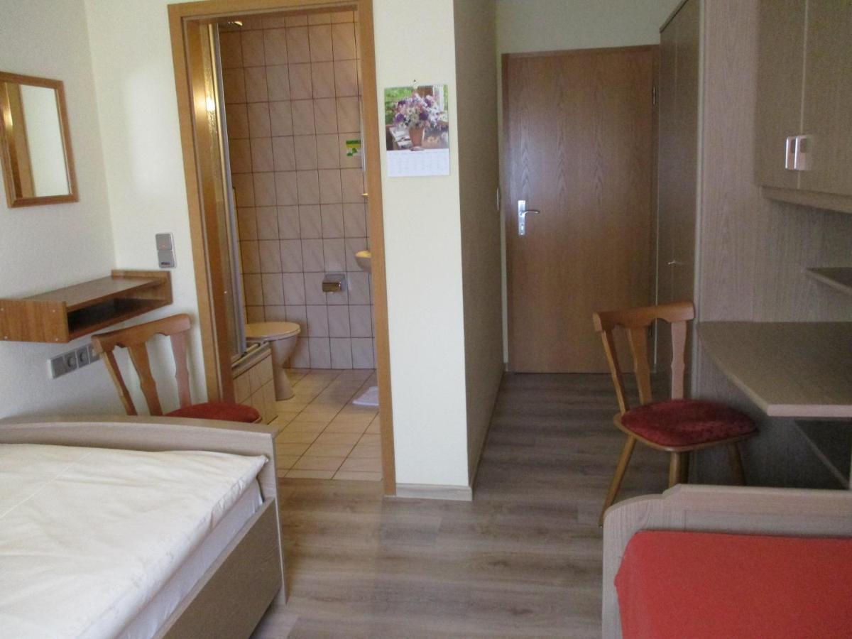 Pension "Zum Schwan" Muhr am See Exterior photo